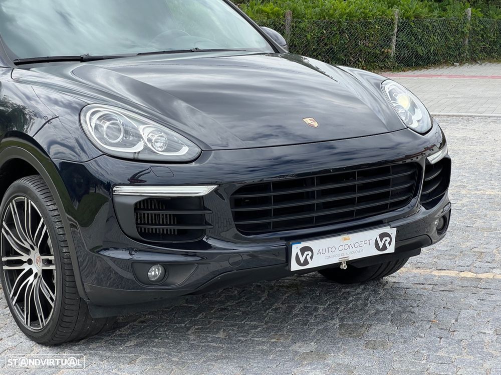 Porsche Cayenne Diesel Platinum Edition - 14