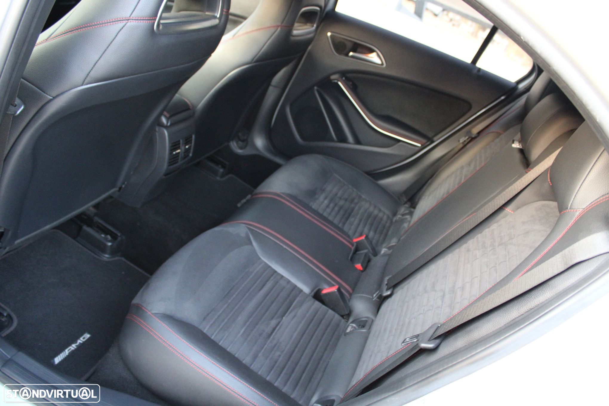Mercedes-Benz A 200 - 12