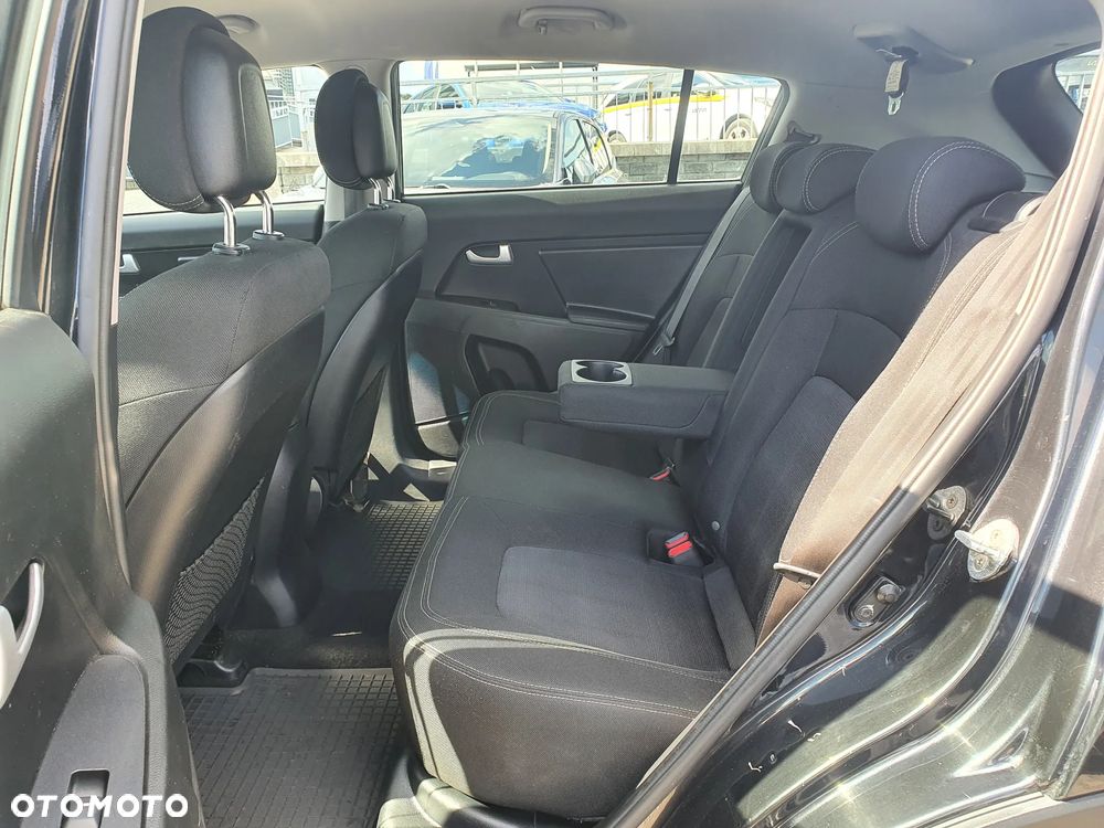 Kia Sportage 1.6 GDI Business Line L 2WD - 27