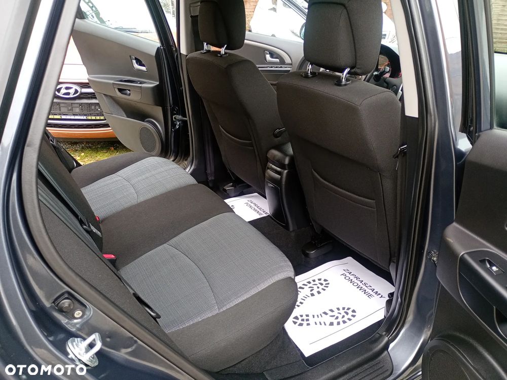Kia Ceed - 8
