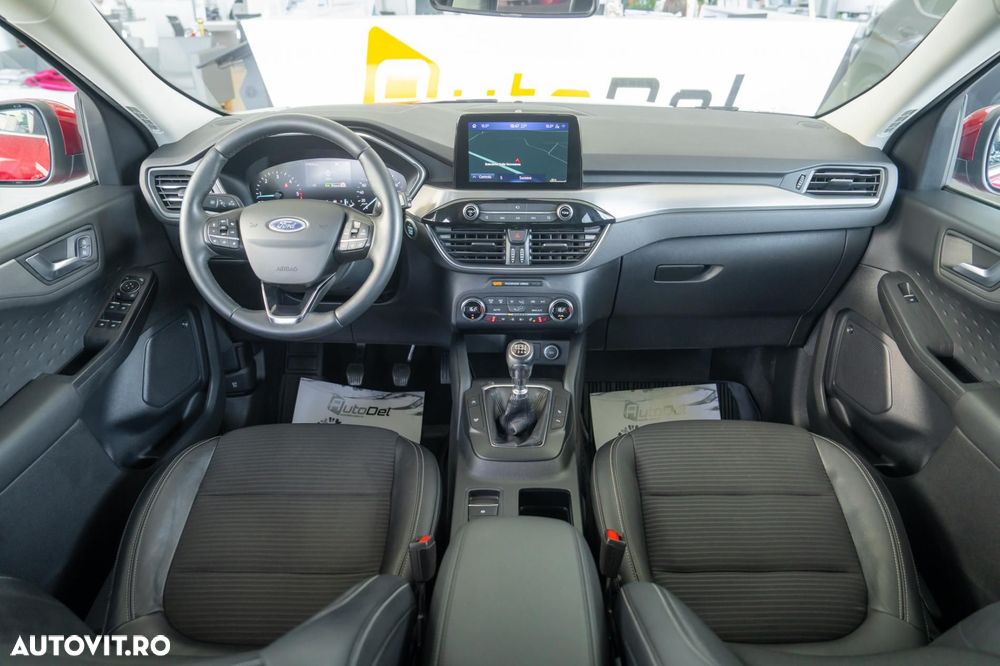 Ford Kuga - 19