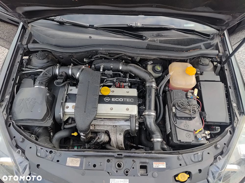 Opel Astra 2.0 Turbo Sport - 21