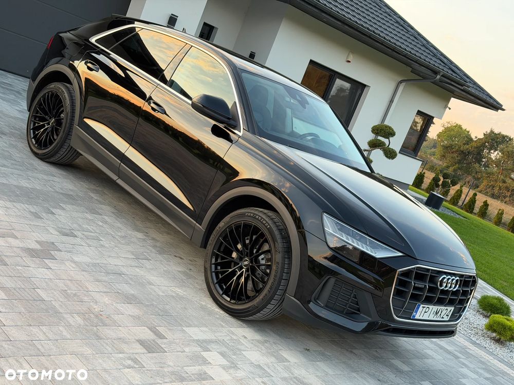 Audi Q8 - 9