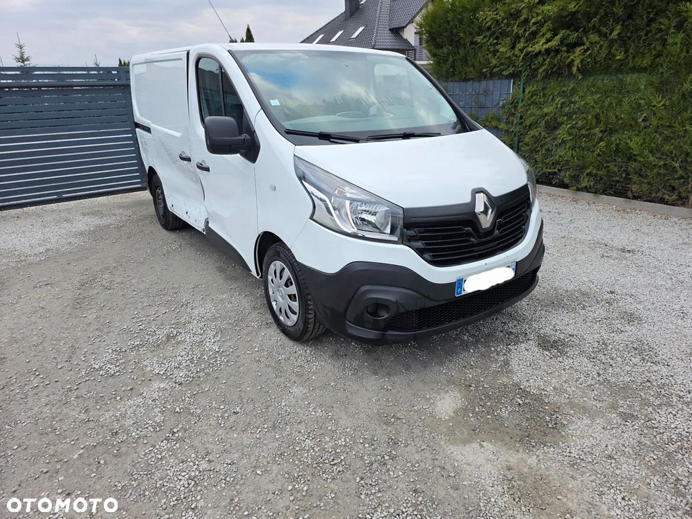 Renault TRAFIC - 1