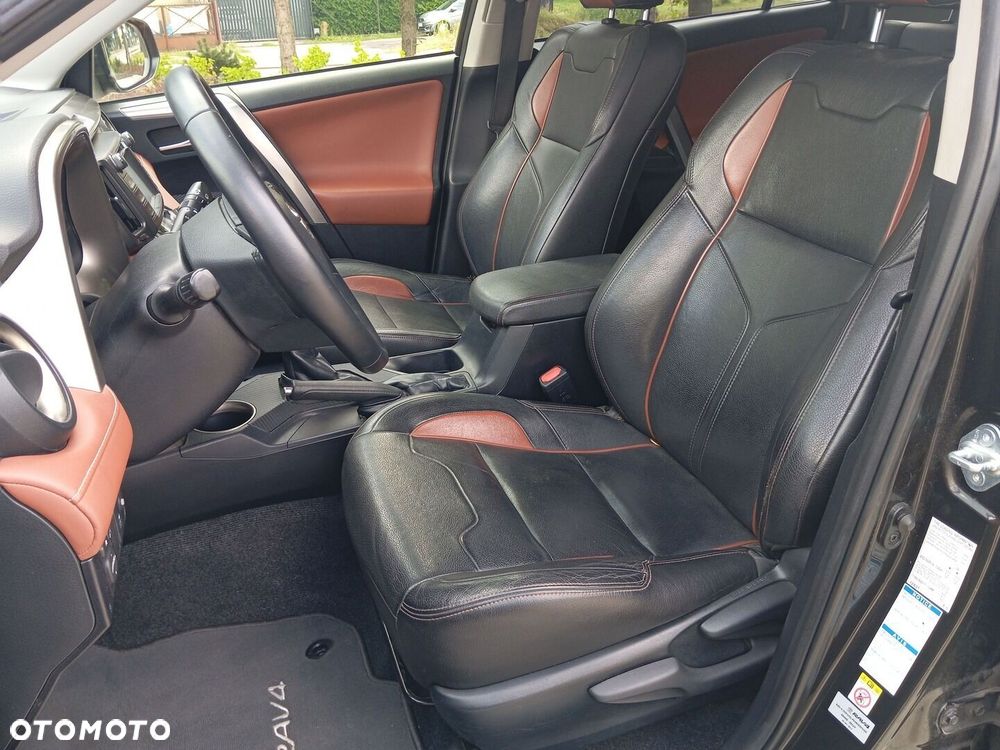 Toyota RAV4 - 16