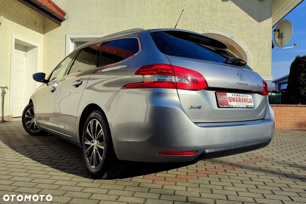 Peugeot 308 155 THP Allure - 28