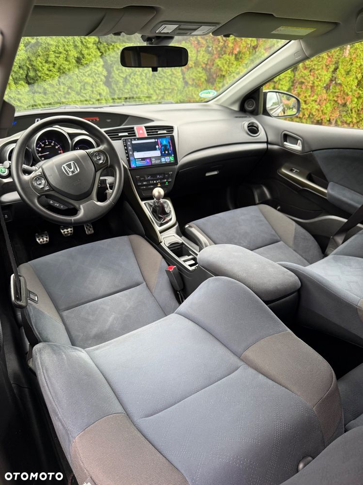 Honda Civic 1.8 i-VTEC Sport Black Edition - 24