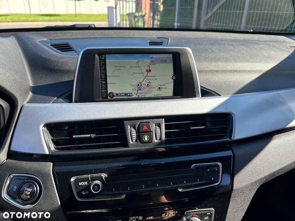 BMW X1 sDrive18d - 18