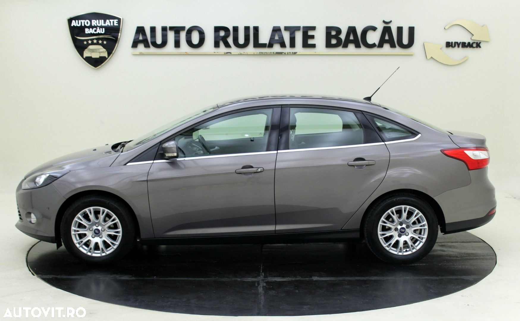 Ford Focus - 5