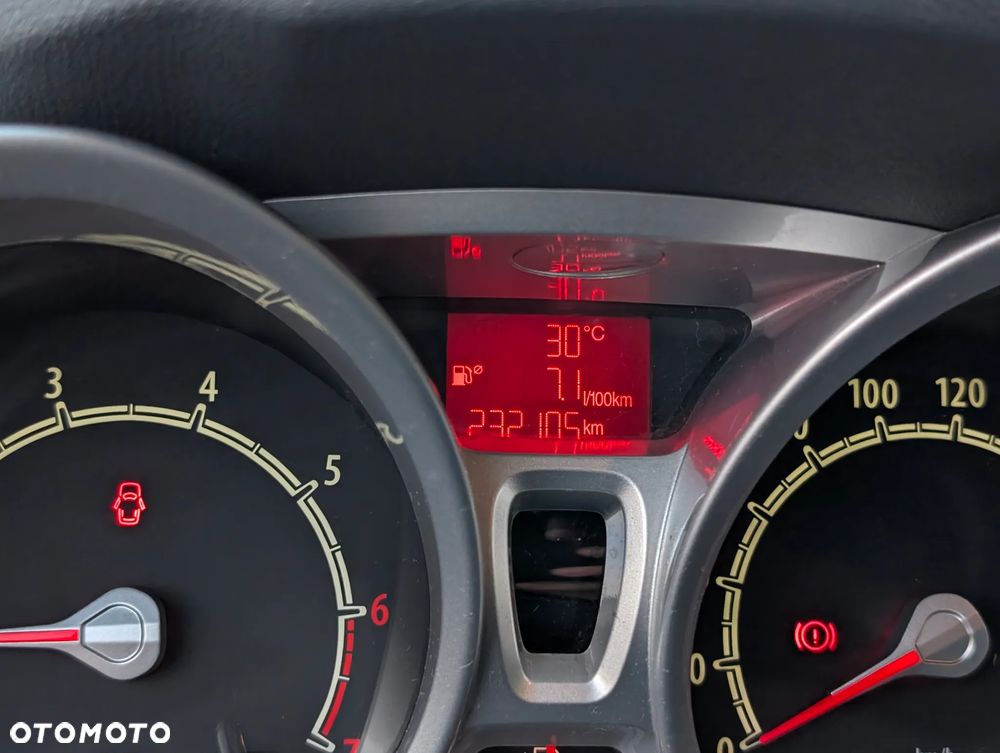 Ford Fiesta 1.25 Titanium - 17