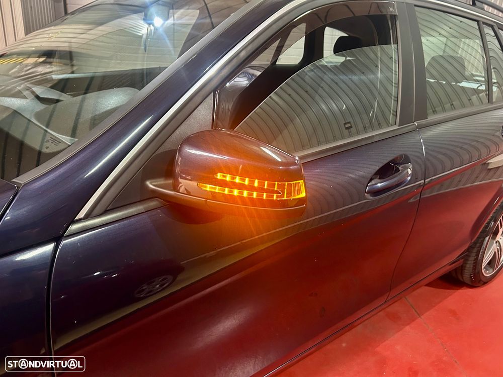 Mercedes-Benz C 180 - 26