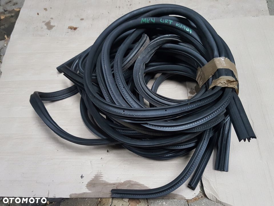 USZCZELKA DRZWI FIESTA MK7 FOCUS MK3 MONDEO MK4 LIFT HB RADOM - 1