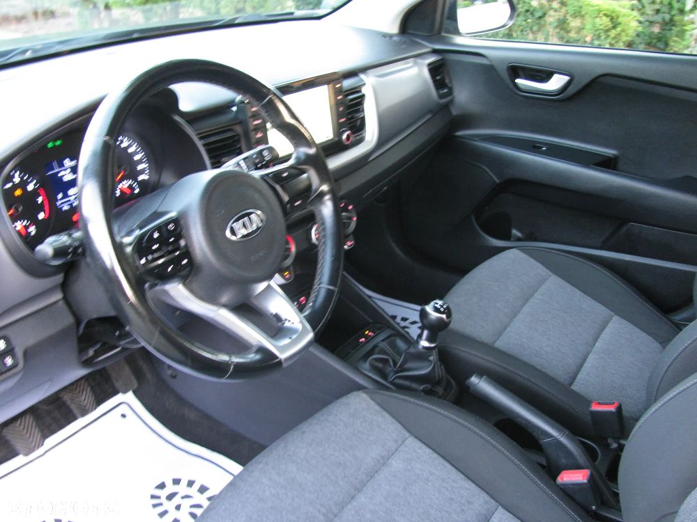 Kia Stonic 1.2 Dream-Team Edition - 16