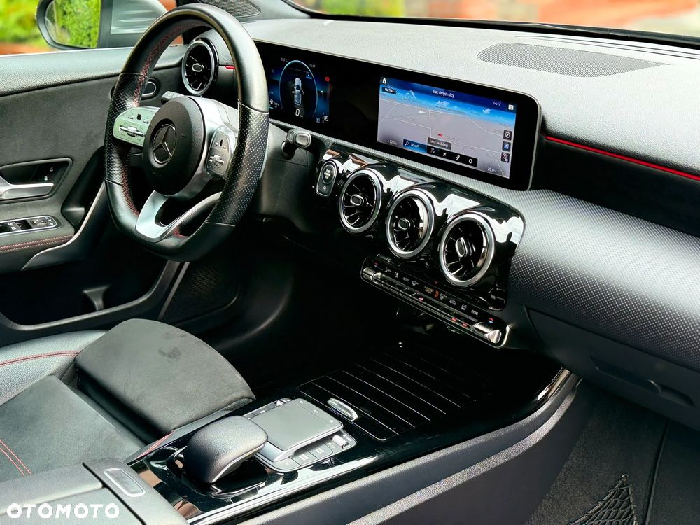 Mercedes-Benz Klasa A 200 AMG Line 7G-DCT - 23