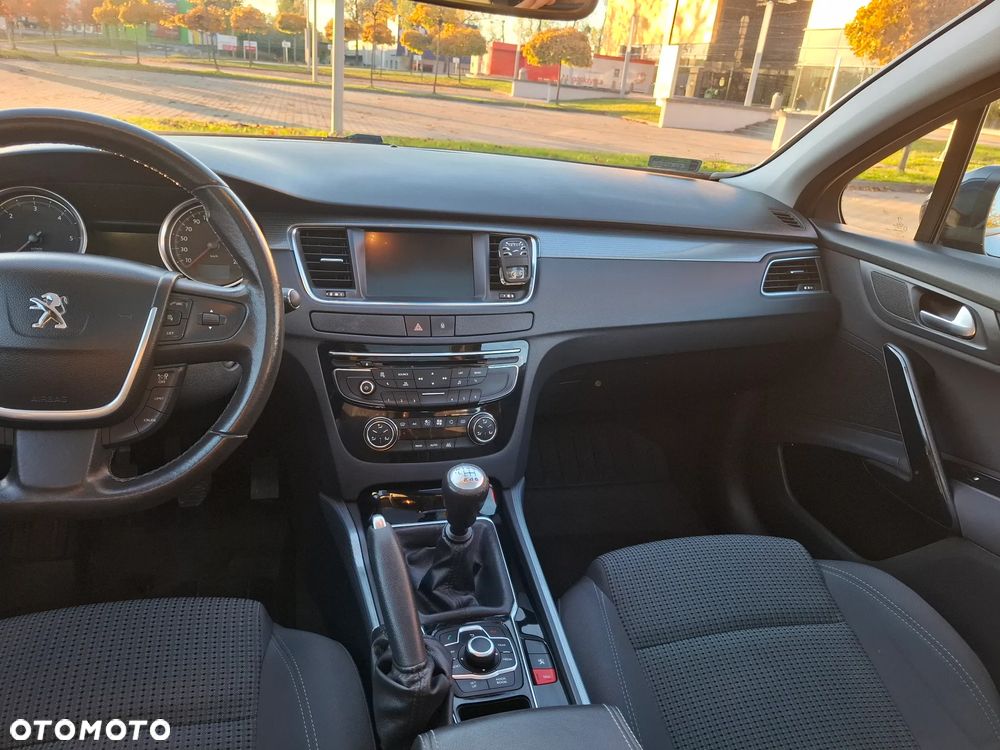 Peugeot 508 HDi FAP 140 Allure - 14