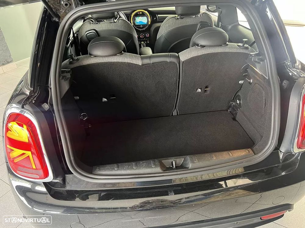 MINI 3 Portas Cooper SE Resolute Edition - 28