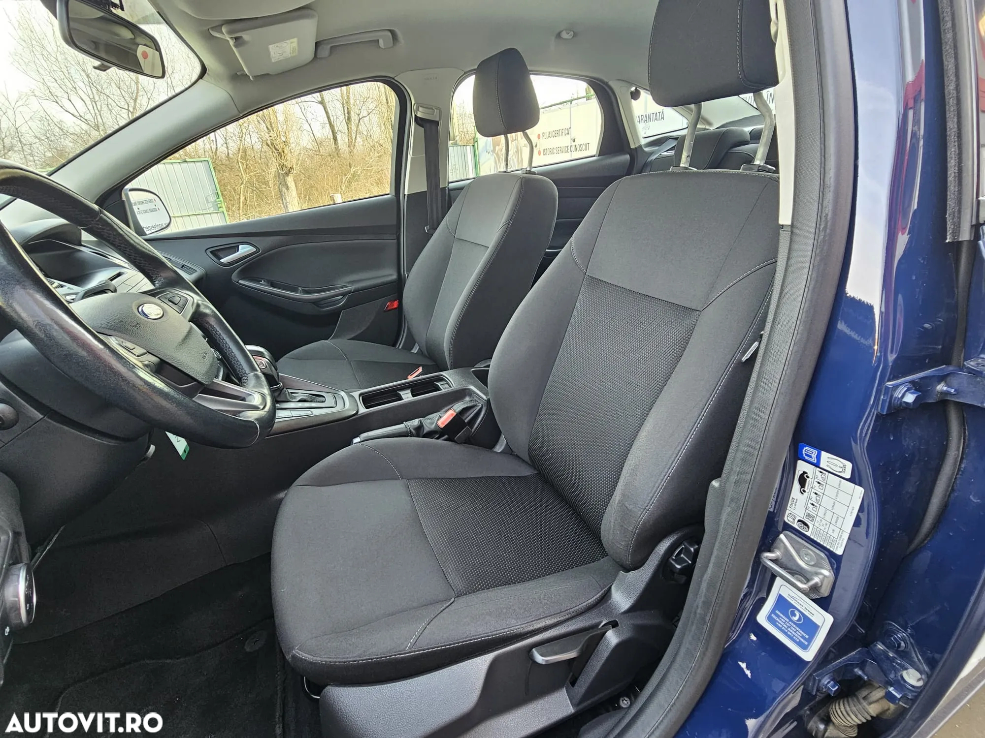 Ford Focus 1.5 TDCi Powershift Titanium - 11