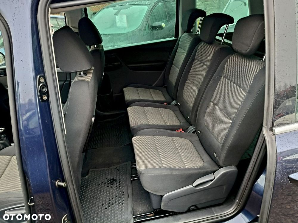Volkswagen Sharan - 11