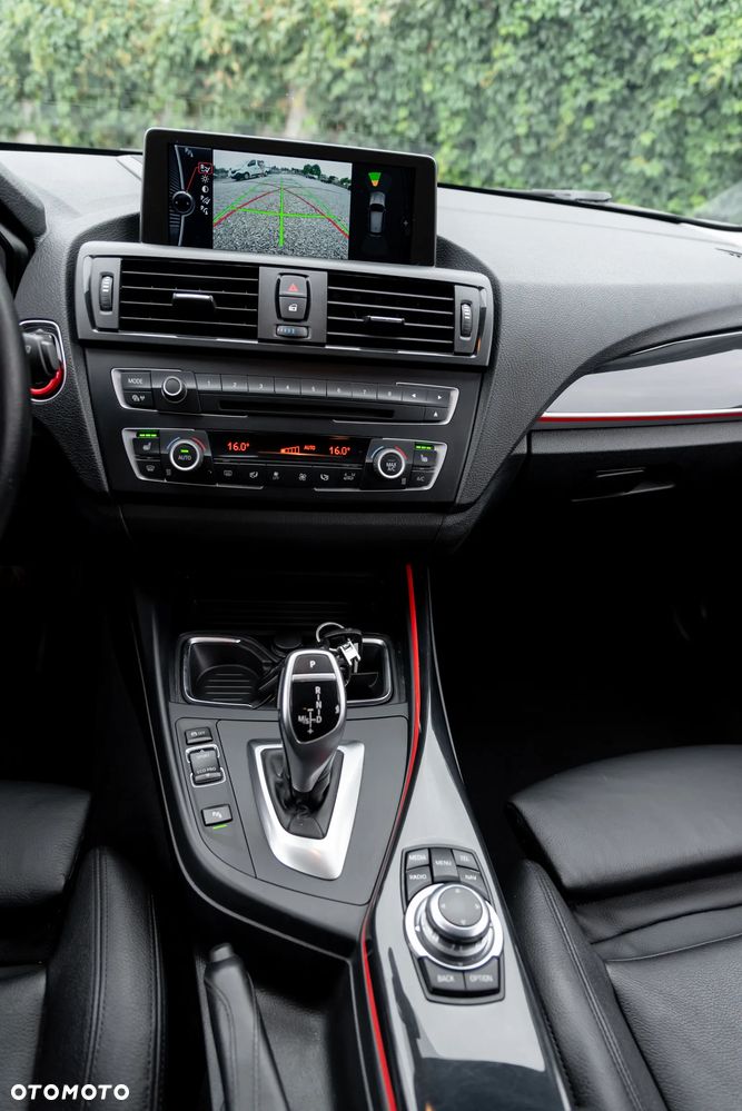 BMW Seria 1 120d Sport-Aut Urban Line - 39