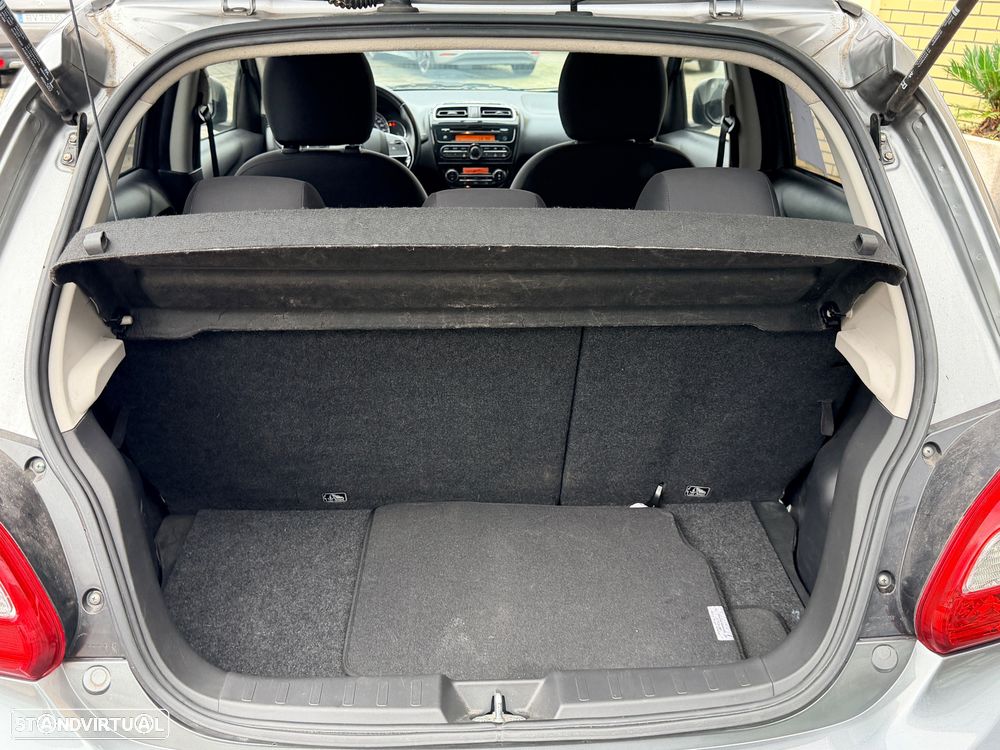 Mitsubishi Space Star 1.2 Intense - 11