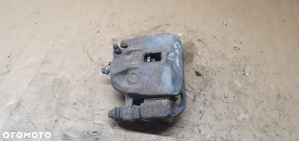 Zacisk hamulcowy lewy przód przedni Hyundai Accent - 1
