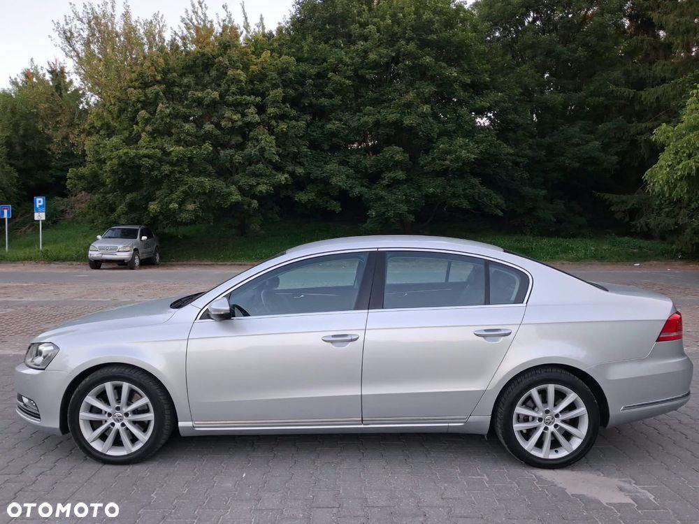 Volkswagen Passat 3.6 V6 4Motion DSG Exclusive - 8
