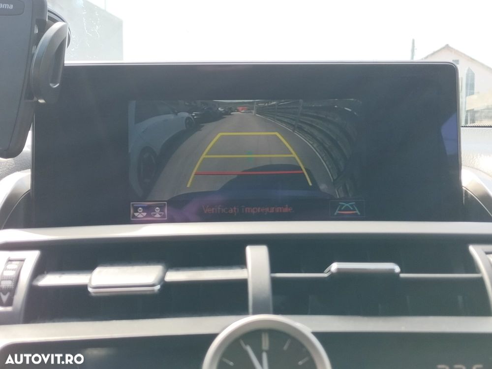 Lexus Seria NX 300h AWD Business - 14