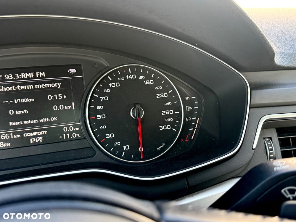 Audi A4 Limousine - 24