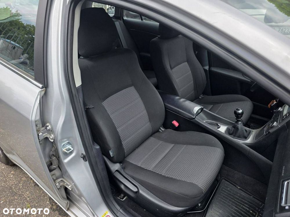 Toyota Avensis 2.0 Premium EU5 - 22