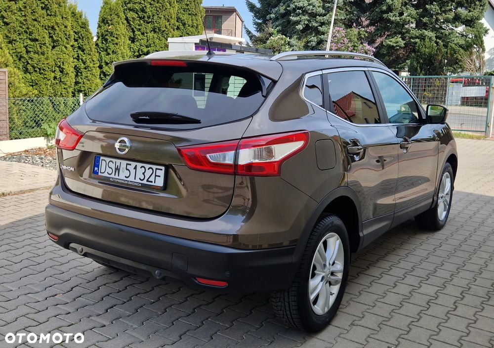 Nissan Qashqai 1.6 DIG-T N-Connecta - 4