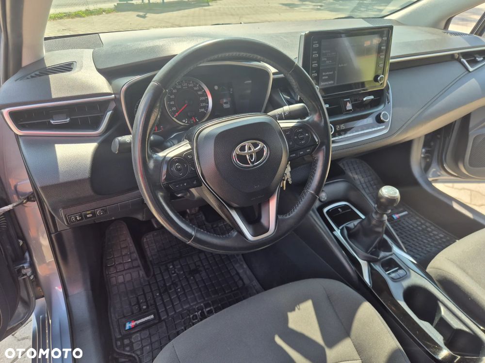Toyota Corolla 1.6 Comfort - 13