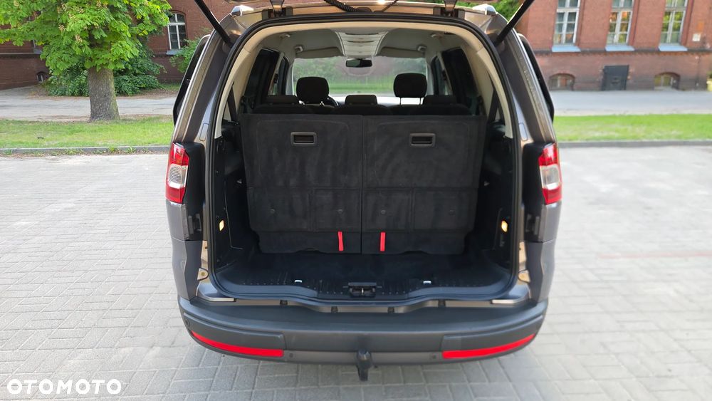 Ford Galaxy 2.0 TDCi Titanium - 17