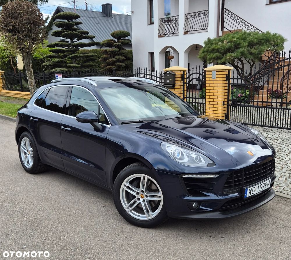 Porsche Macan - 1
