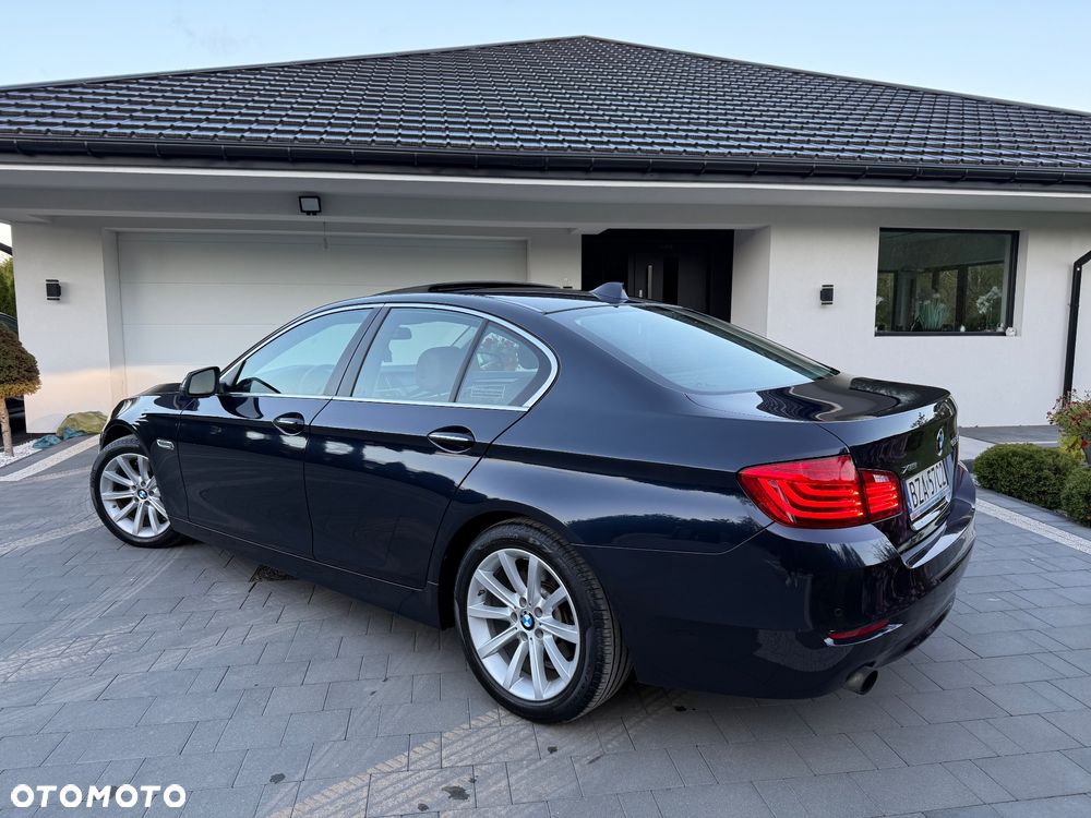 BMW Seria 5 535i xDrive Sport-Aut Luxury Line - 4