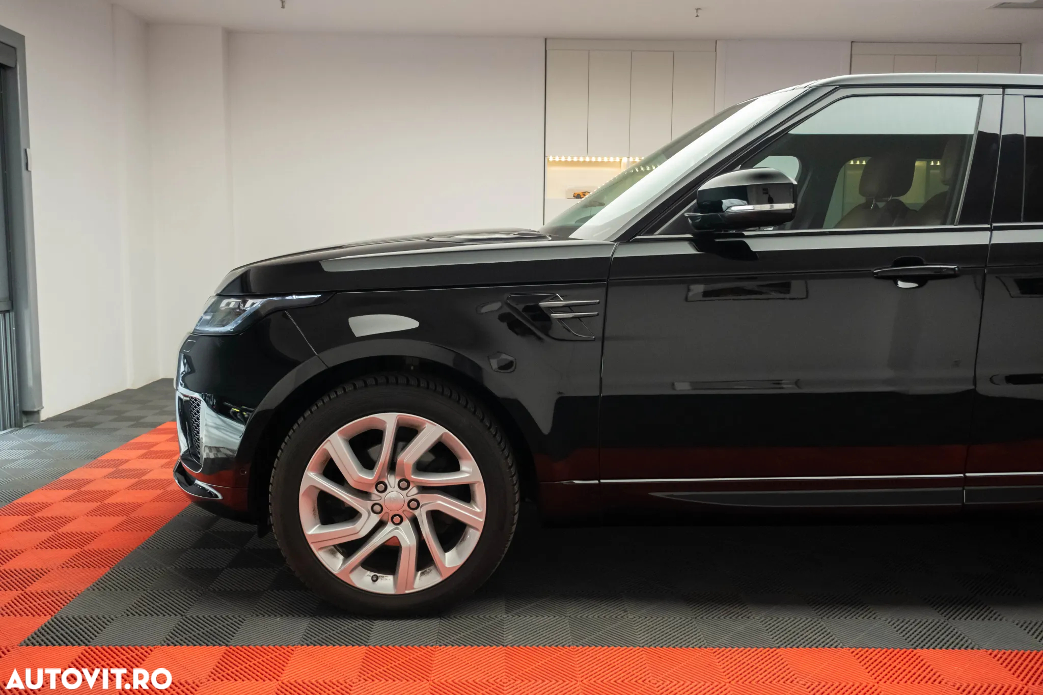 Land Rover Range Rover Sport 3.0 SDV6 HSE - 27