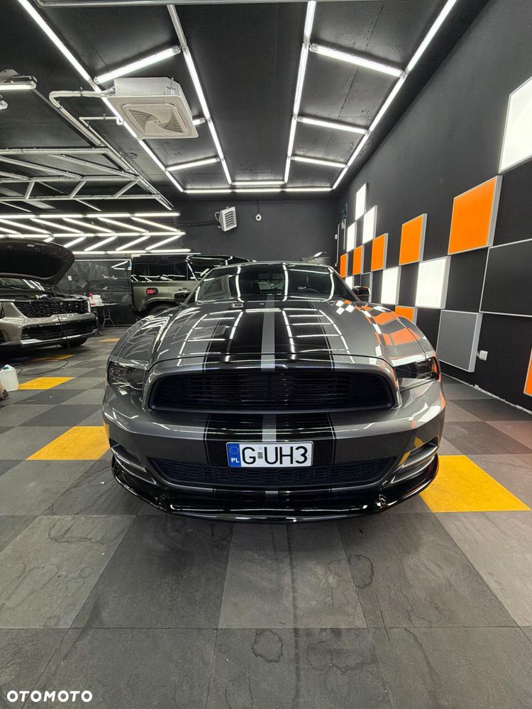 Ford Mustang 3.7 V6 Premium - 25