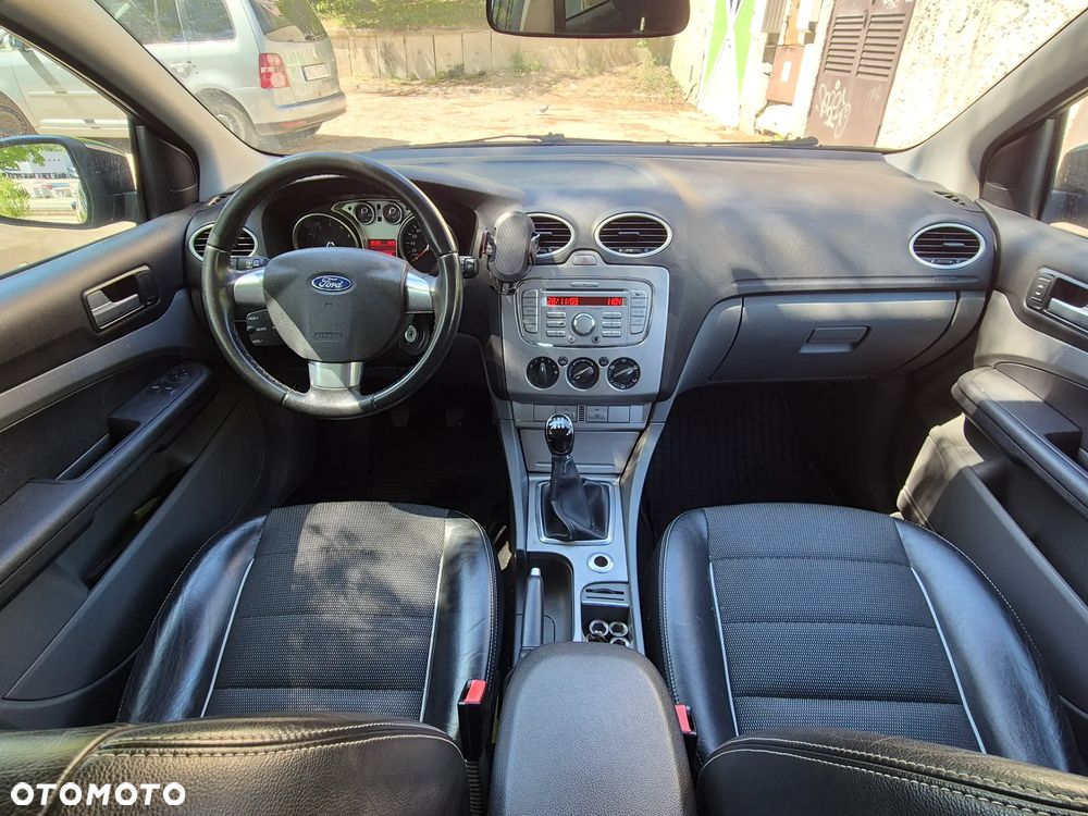 Ford Focus 1.6 Trend - 8