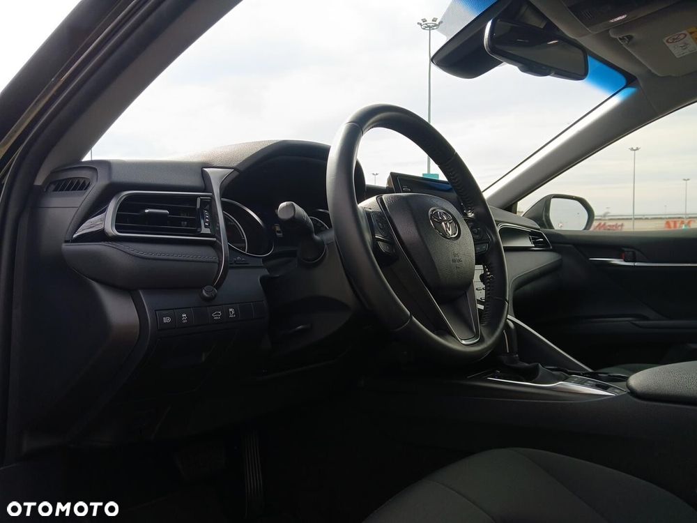 Toyota Camry 2.5 Hybrid Comfort CVT - 19