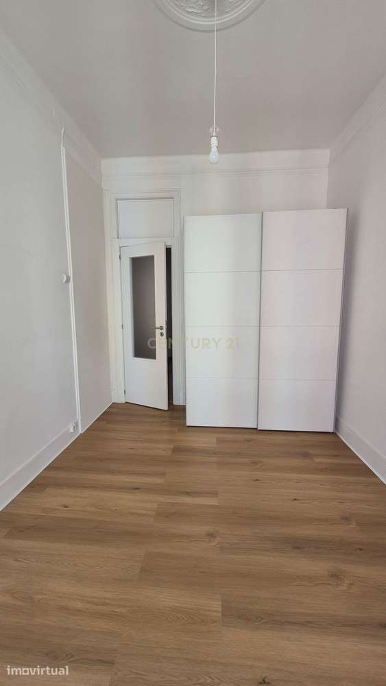 Apartamento T1+1 com Pátio – Remodelado, Penha de França - Grande imagem: 3/23
