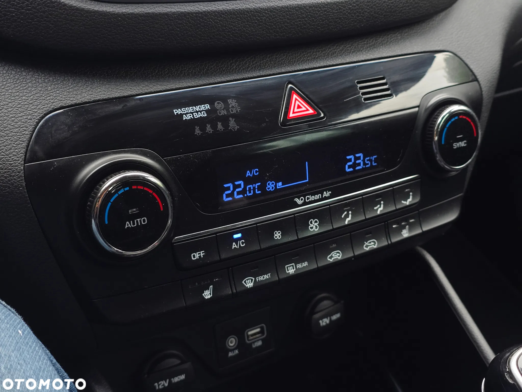 Hyundai Tucson 1.7 CRDI BlueDrive Style 2WD - 30