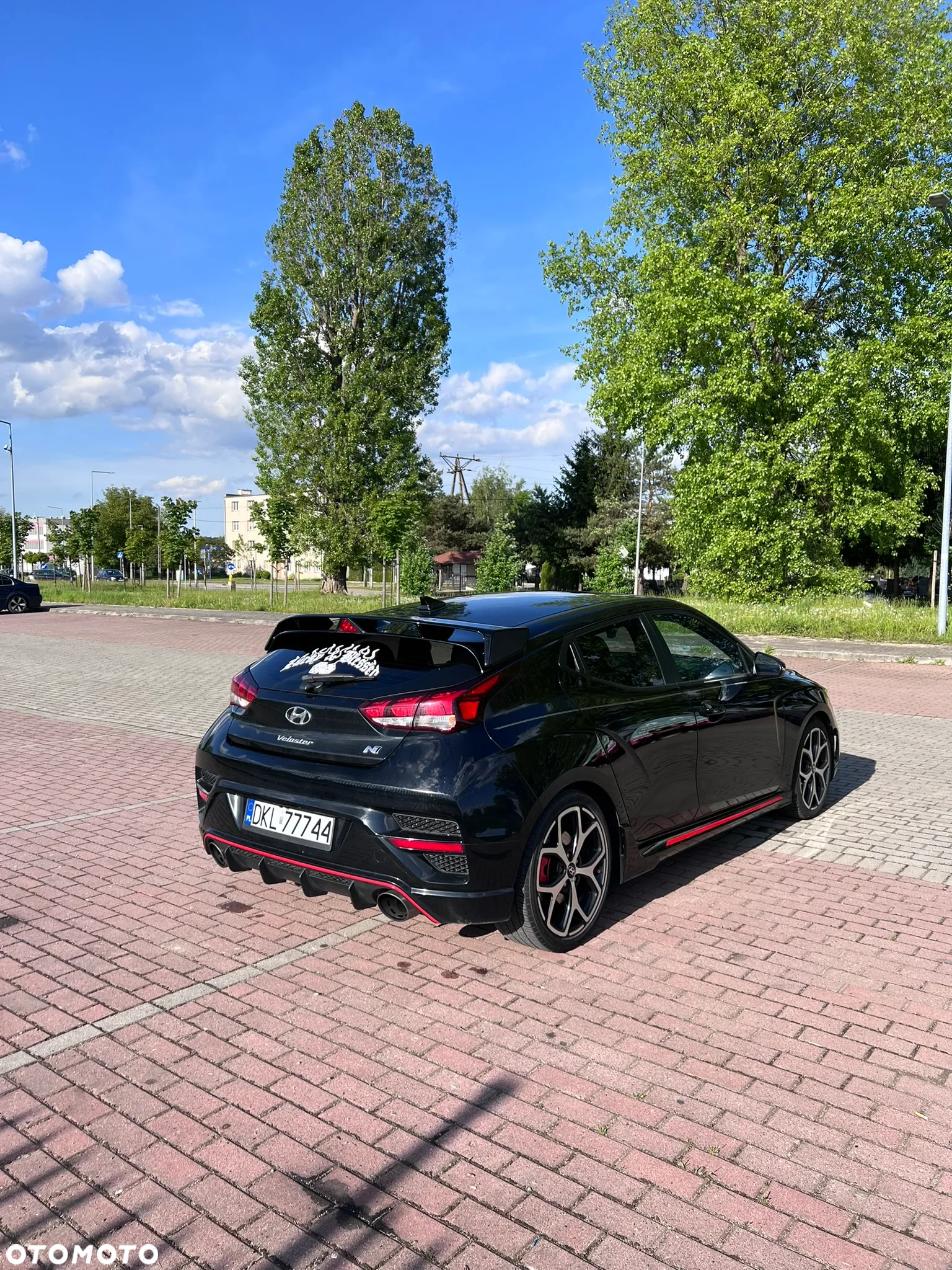 Hyundai Veloster - 5