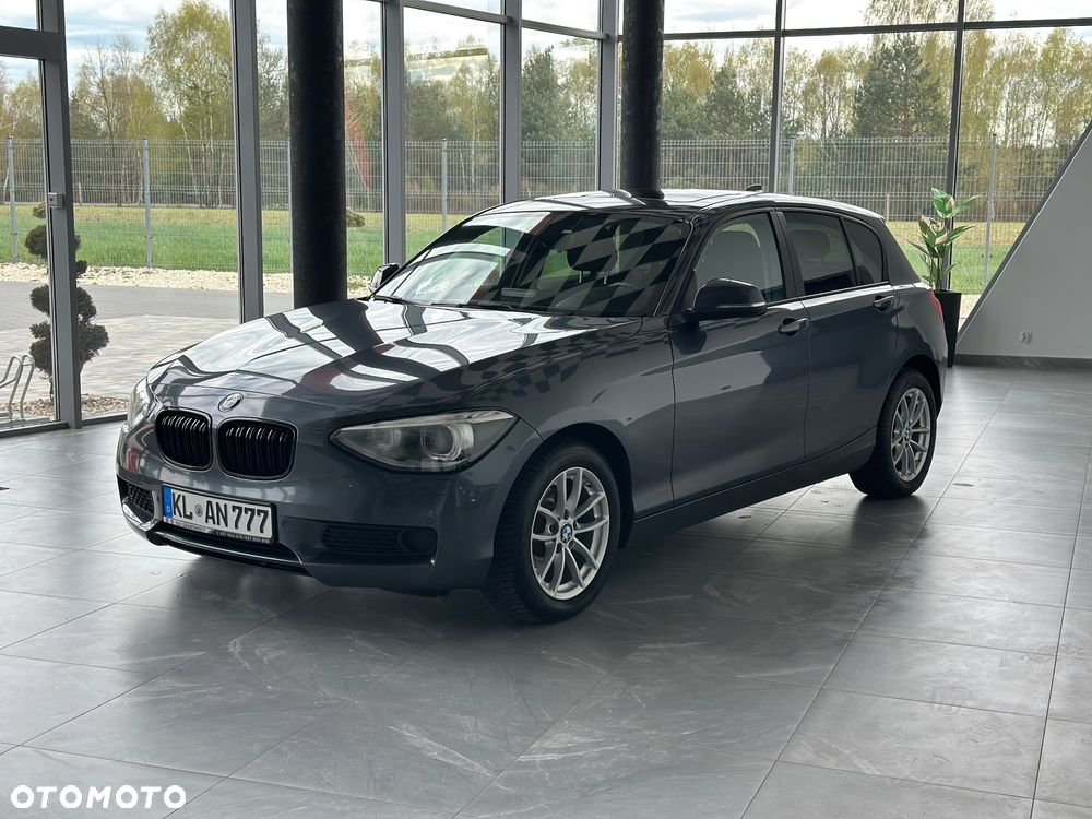 BMW Seria 1 116i - 8
