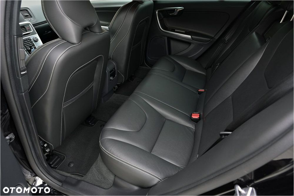 Volvo V60 D3 Drive-E Kinetic - 7