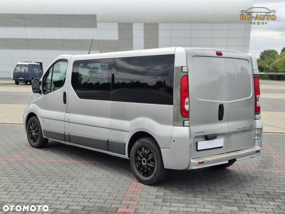 Opel Vivaro - 12
