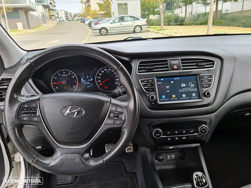 Hyundai i20 Active 1.0 T-GDi Style+TT - 13