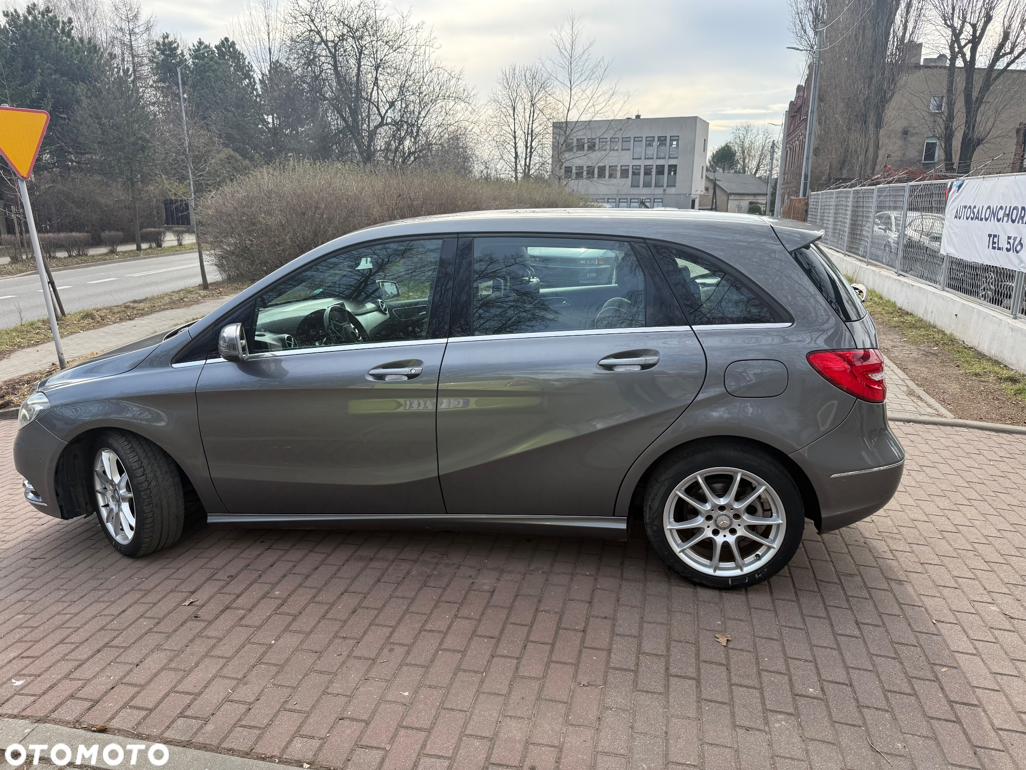 Mercedes-Benz Klasa B 180 CDI (BlueEFFICIENCY) 7G-DCT - 6
