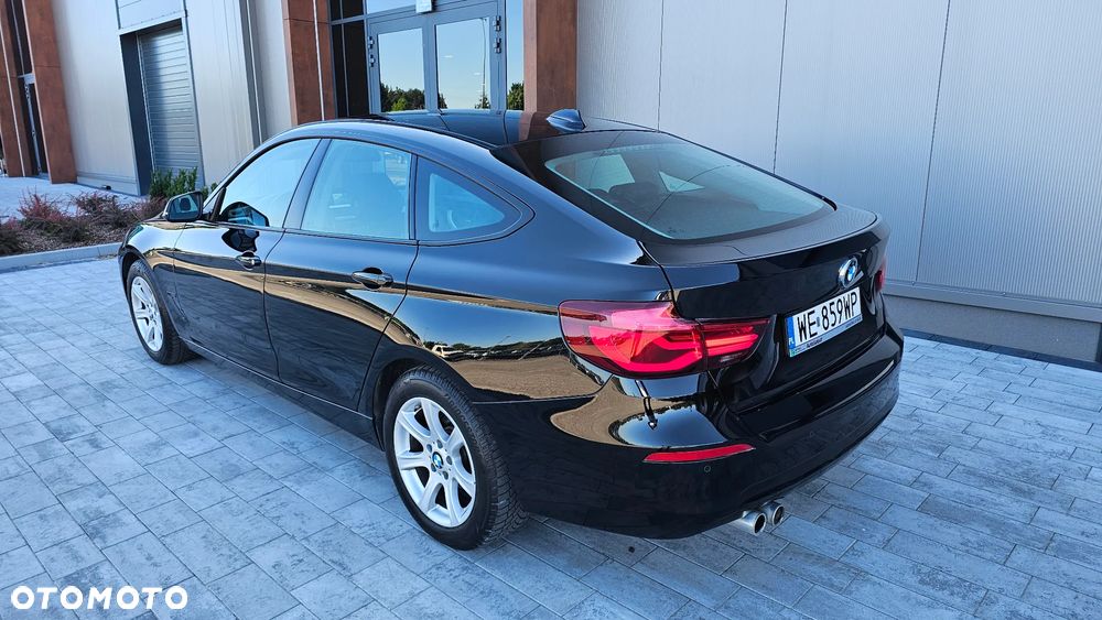BMW 3GT 320i GPF Business Edition - 2