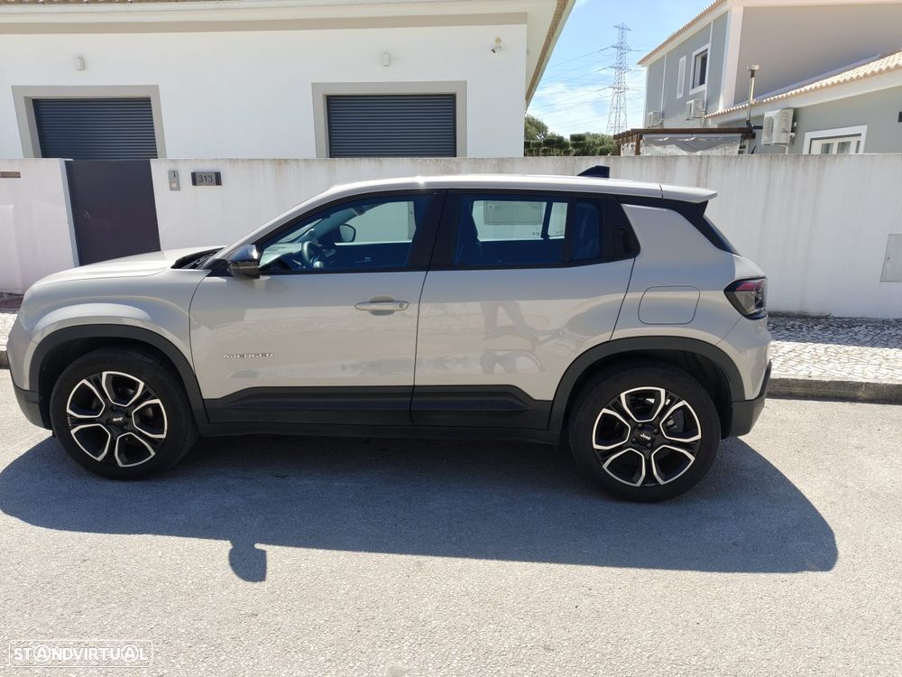 Jeep Avenger 1.2 GSE T3 Altitude - 4