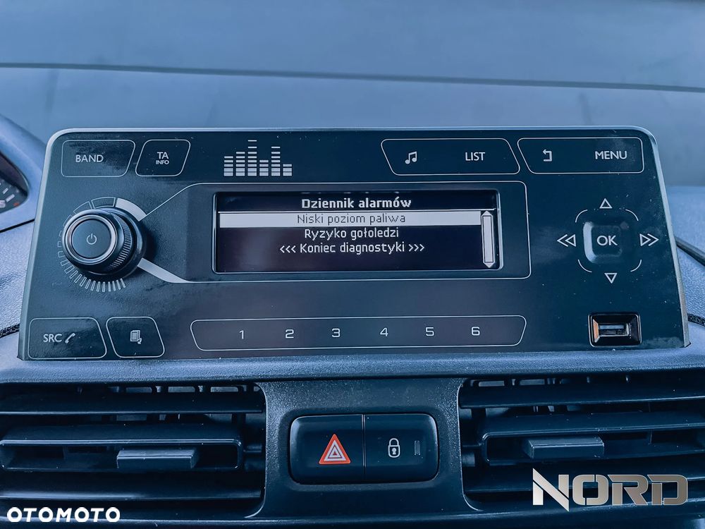 Peugeot Partner Long Premium - 29