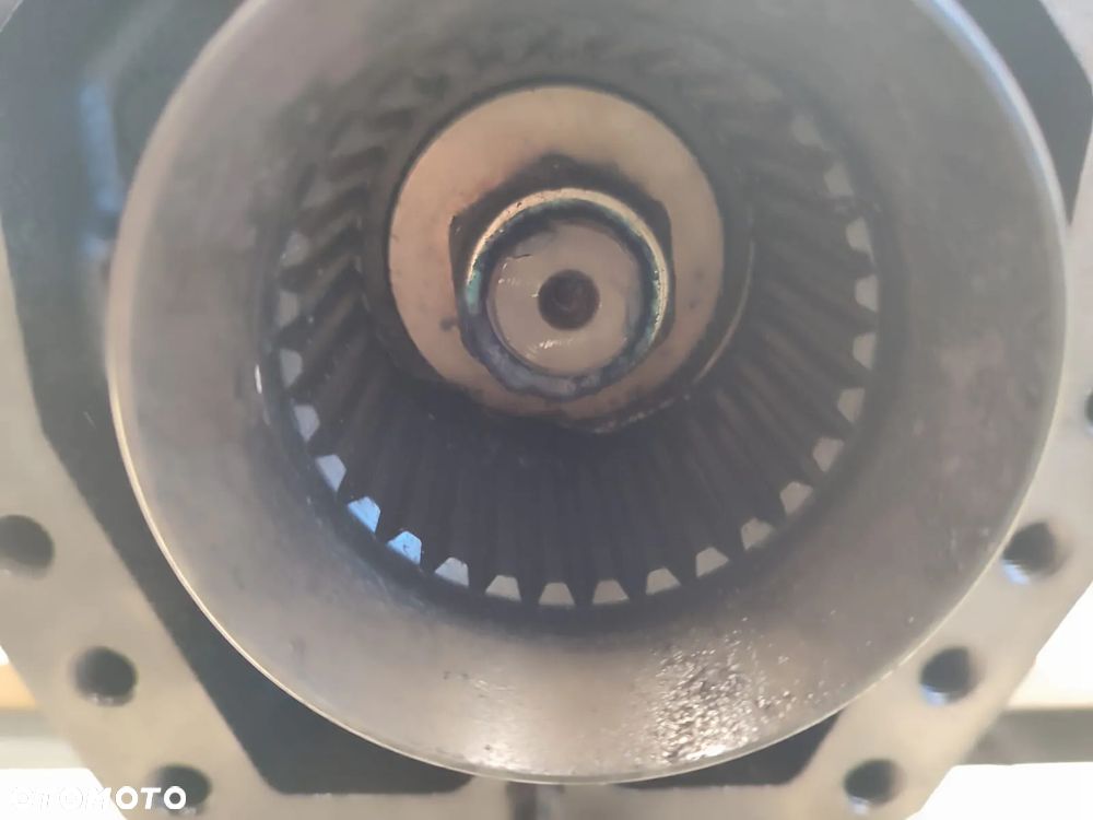Dyferencjał  7550105701  John Deere 6175 M - 11